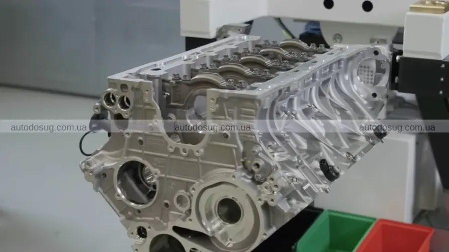 Mercedes повертає V8 і не чіпатиме характер G-Class