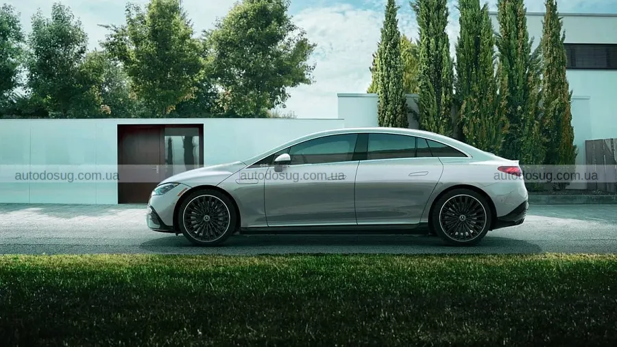 Mercedes прибирає EQE після провалу продажів