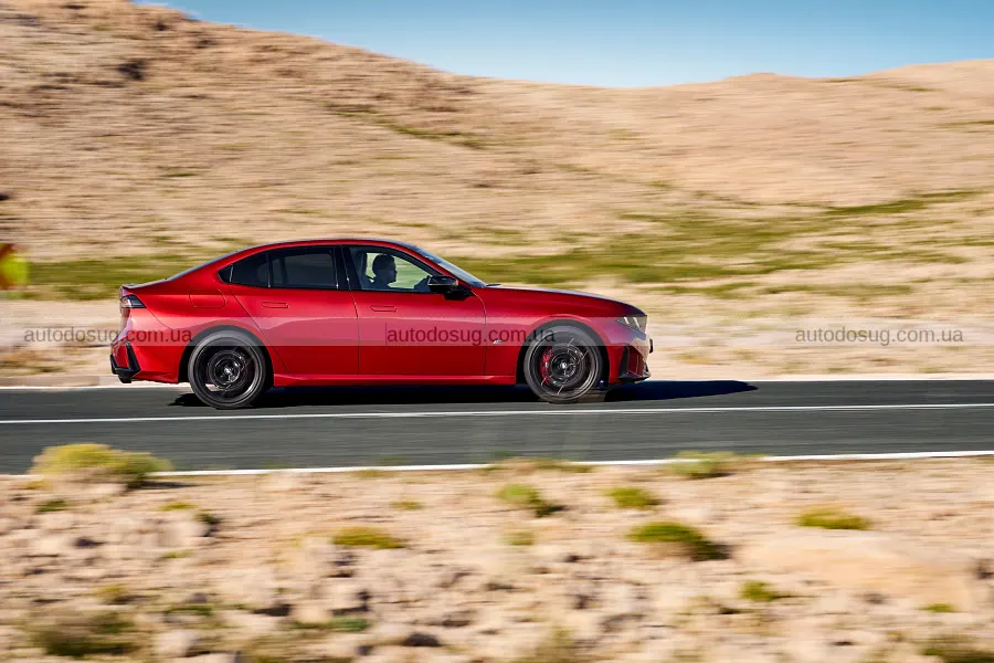 Нова BMW 3 Series отримала 437 сил і стиль i3