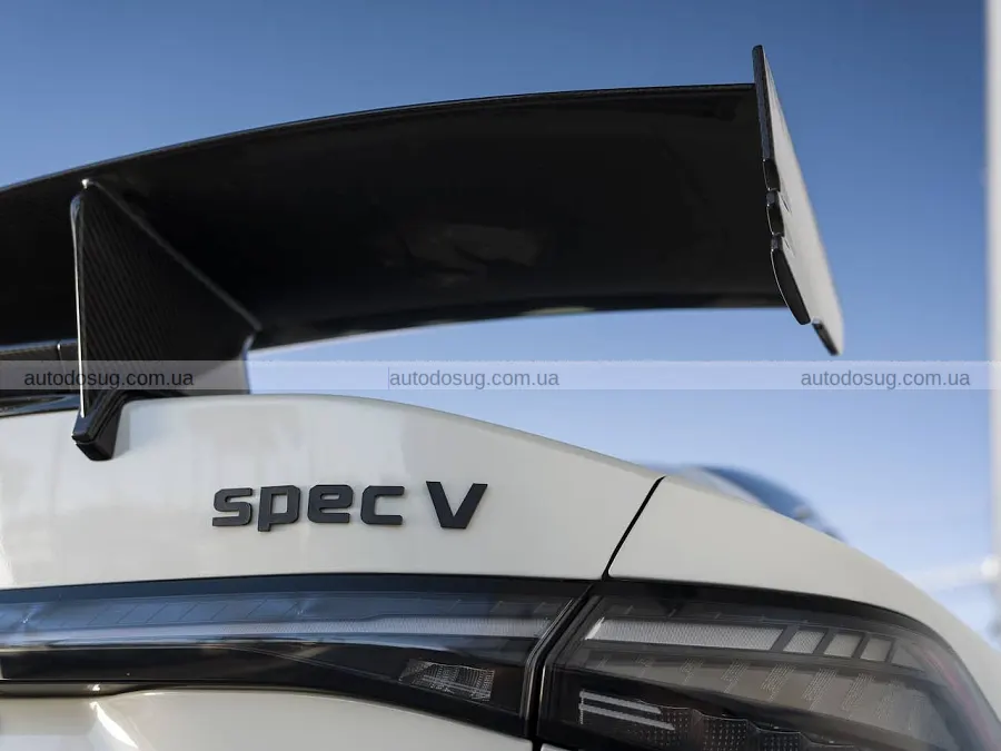 Нова Sentra отримала 300 сил і гальма від GT-R