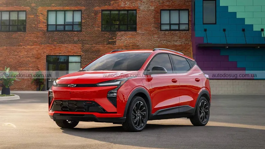 Новий Chevrolet Bolt перевіряють через ліхтарі