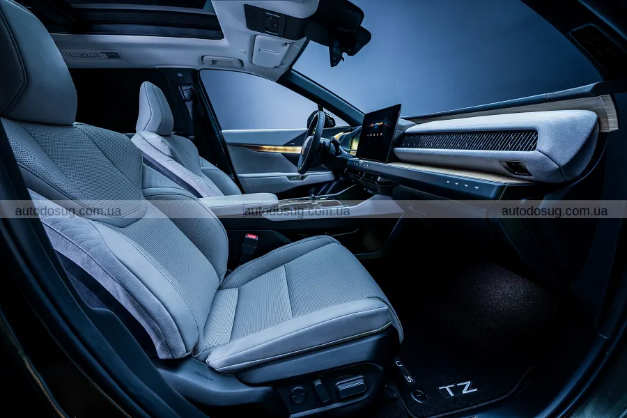 Новий Lexus TZ розкрив ціни і запас ходу