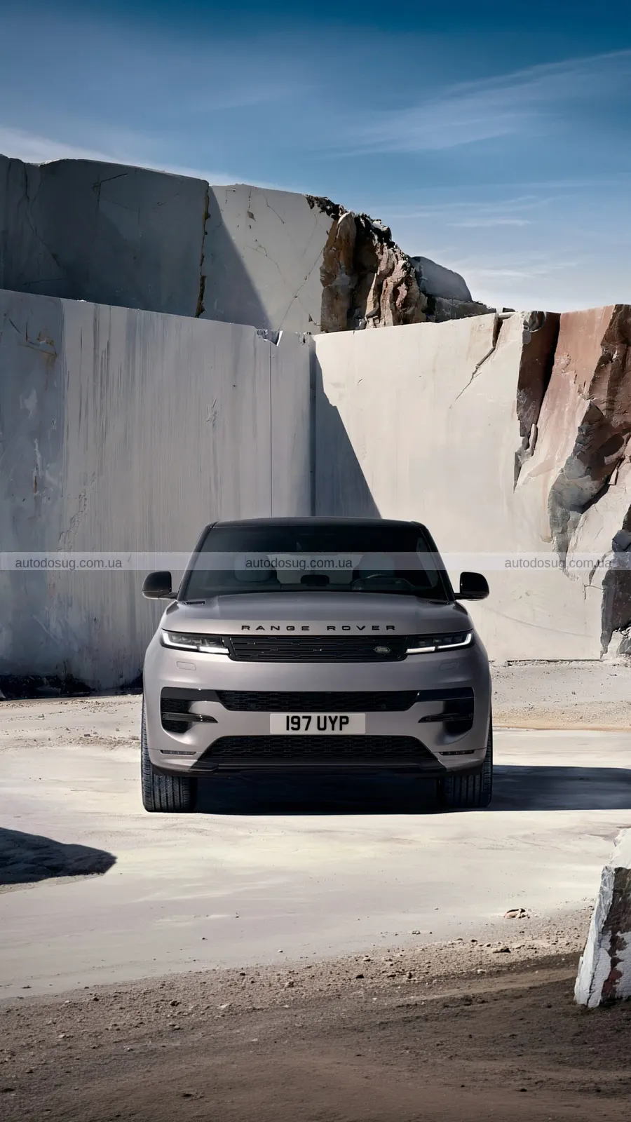 Новий Range Rover Sport зберіг знайомий вигляд