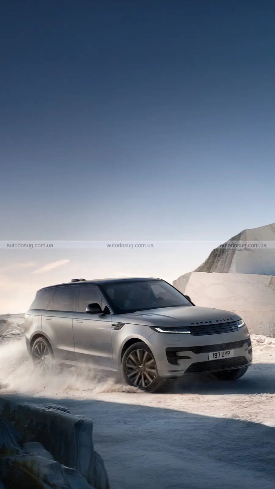 Новий Range Rover Sport зберіг знайомий вигляд