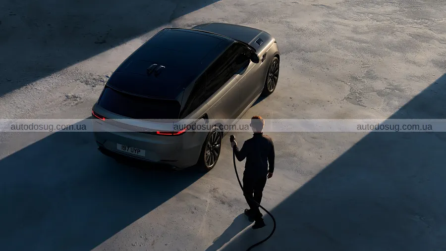 Новий Range Rover Sport зберіг знайомий вигляд