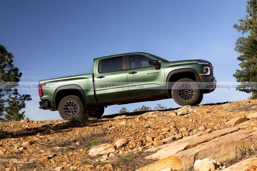 Новий Silverado готують до погонь на 112 миль/год