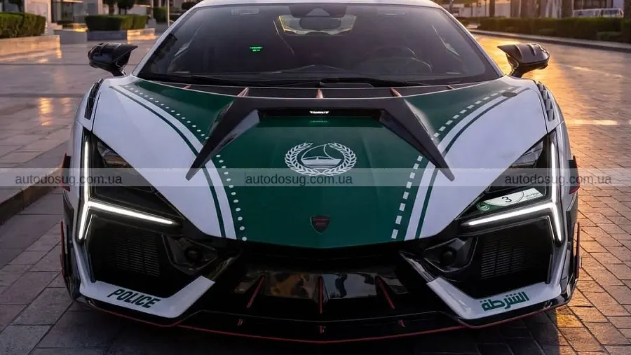 Поліція Дубая отримала 920-сильний Lamborghini