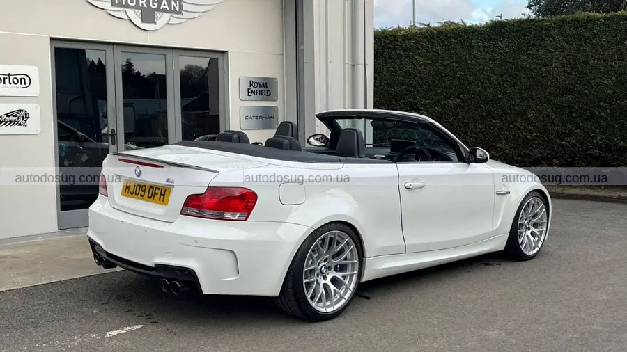 Рідкісний BMW 1M Cabrio виставили на продаж