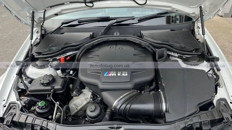 Рідкісний BMW 1M Cabrio виставили на продаж