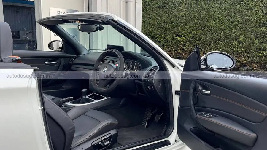 Рідкісний BMW 1M Cabrio виставили на продаж