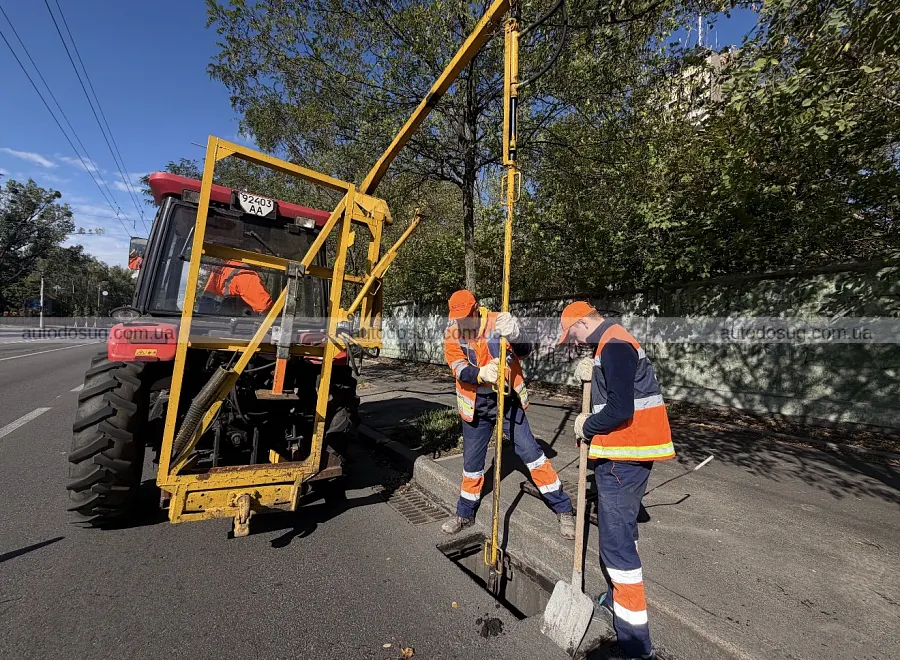 У Києві посилили підготовку зливової мережі до дощів