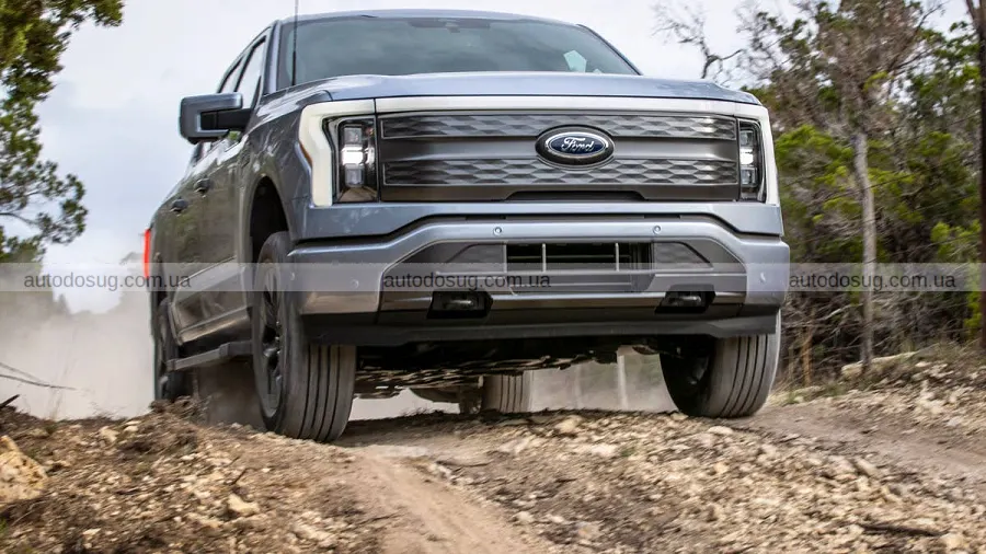 Вживаний Ford F-150 Lightning раптово став хітом